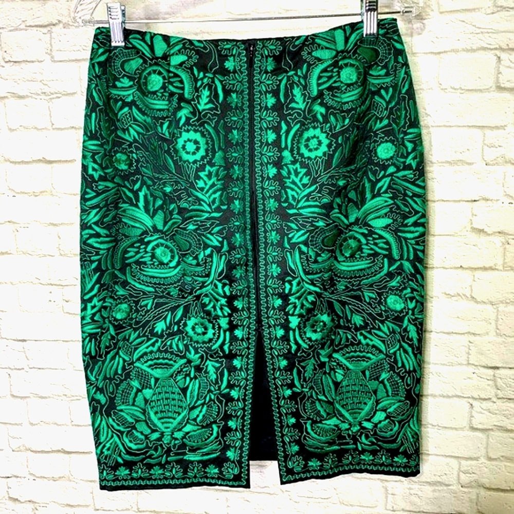 Chrlisle Pencil Skirt with Embroidery